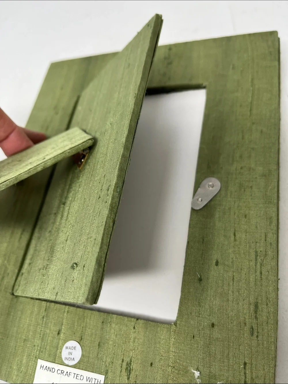 100% SILK HANDCRAFTED 4x6 PICTURE FRAME PASSPORT COLLECTION GREEN SILK